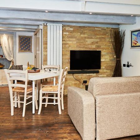 B&B Isola Dello Stampatore Lecce Buitenkant foto