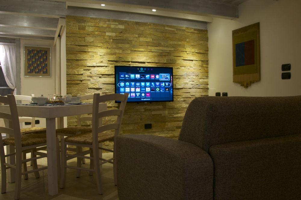 B&B Isola Dello Stampatore Lecce Buitenkant foto